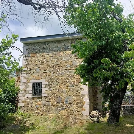 Agradable Casa Con Chimenea, En Zona Tranquila De Sanabria Villa Barrio de Lomba Exterior photo